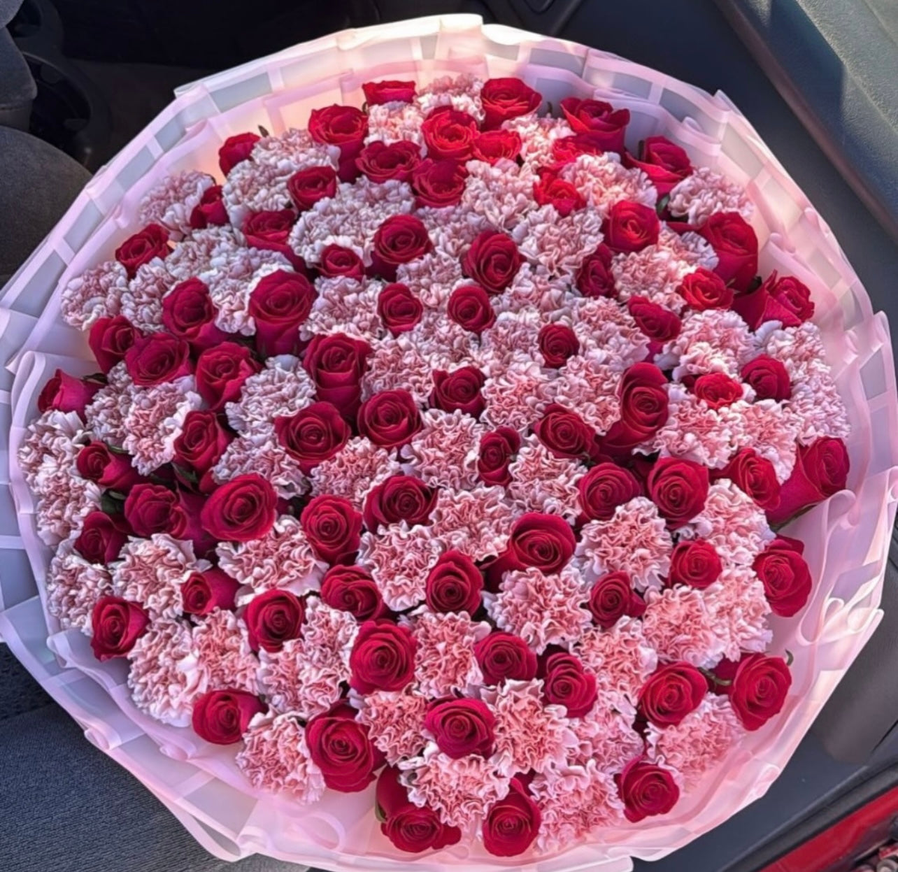 200 Red Roses and Pink Carnations