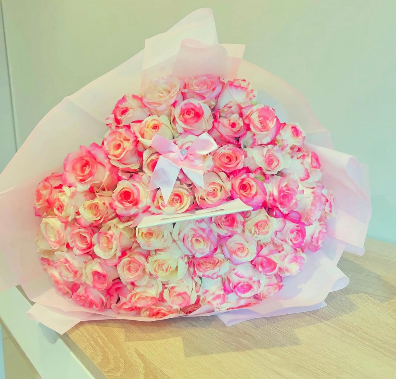 60 Roses