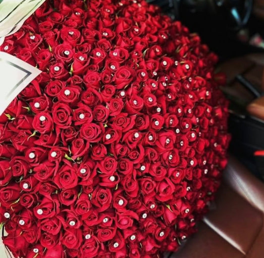 500 Red Roses with Diamantés