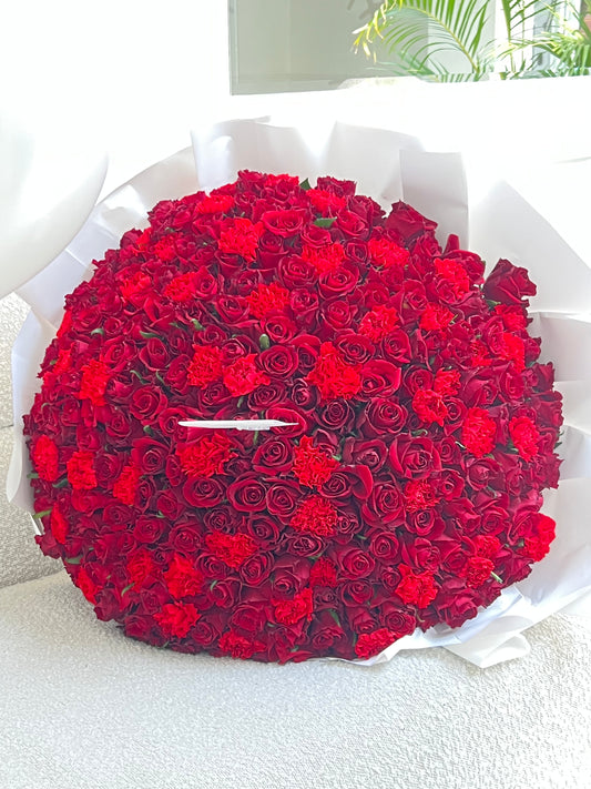 300 Red roses with carnations