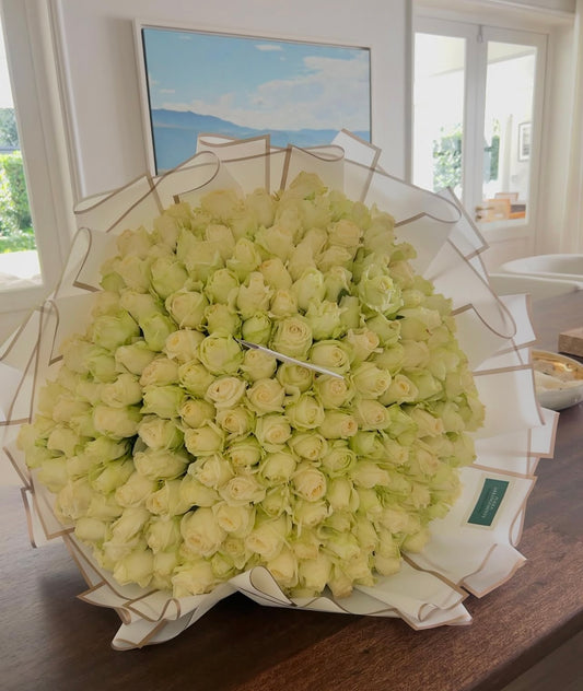 200 White Roses