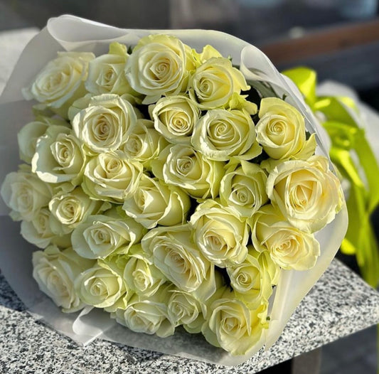 50 White Roses